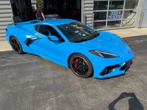 Used 2023 Chevrolet Corvette Stingray Premium Cpe w/ 3LT RWD image 4