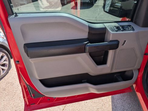 Used 2017 Ford F150 XL w/ Equipment Group 101A Mid AWD/4WD image 11