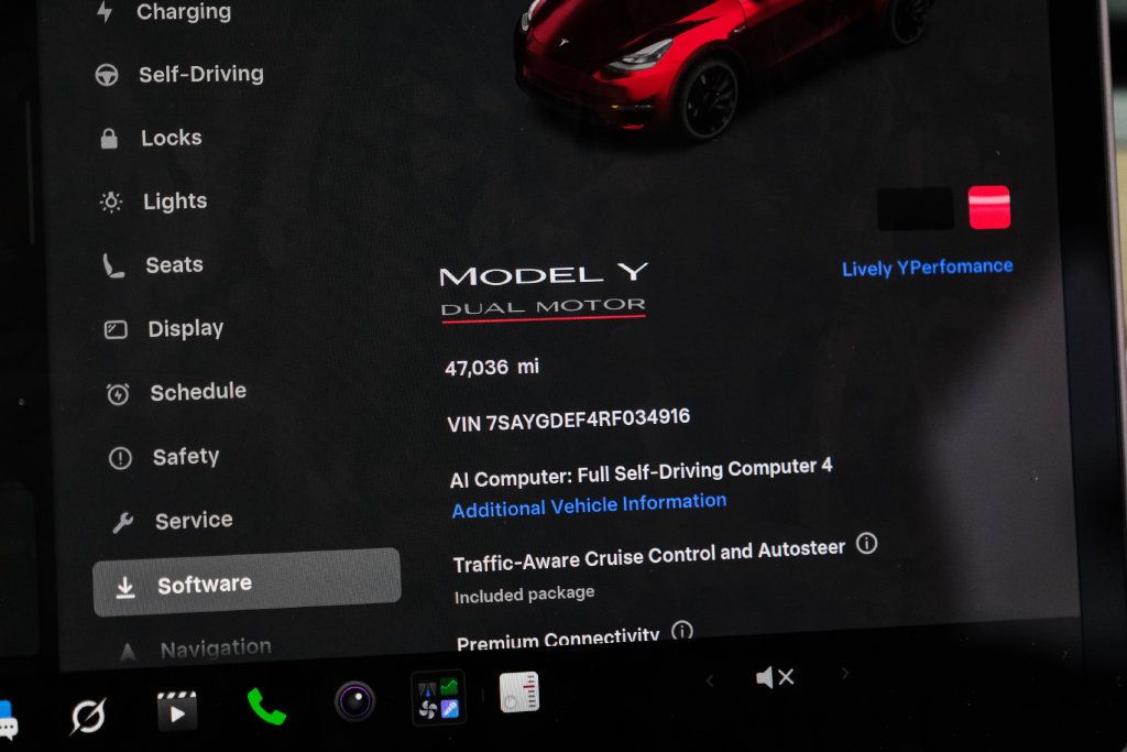 Used 2024 Tesla Model Y Performance AWD/4WD image 19