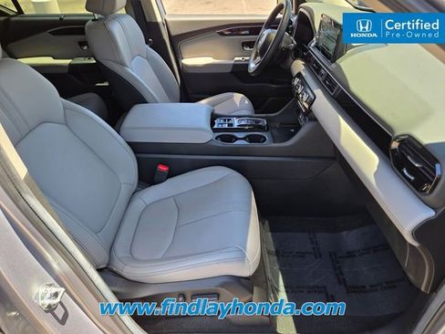 Certified 2025 Honda Pilot Touring image 21
