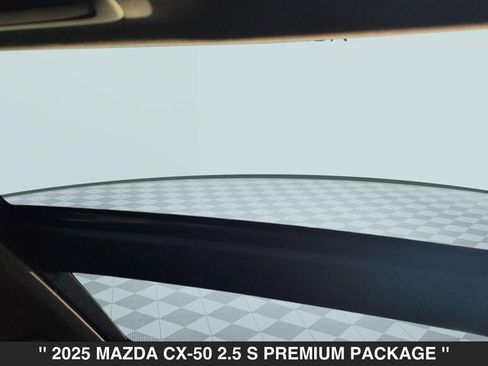 Used 2025 MAZDA CX-50 AWD 2.5 S w/ Weather Package image 32