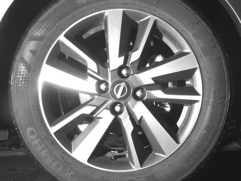 Used 2025 Nissan Versa SV FWD image 13