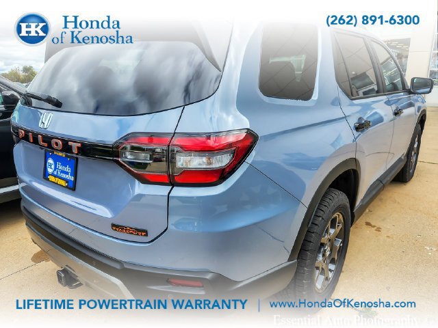 New 2026 Honda Pilot TrailSport image 5