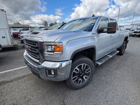 Used 2017 GMC Sierra 3500 SLE w/ SLE Preferred Package image 1