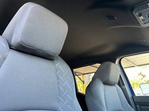Certified 2025 Toyota Tacoma SR5 AWD/4WD image 17