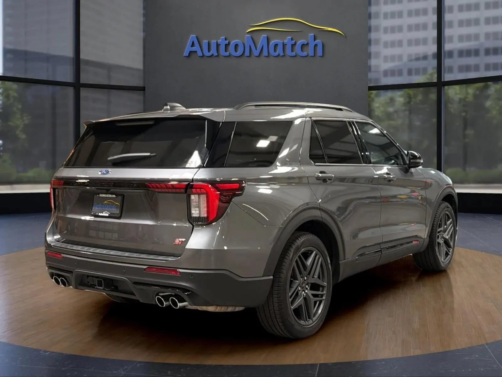 Used 2025 Ford Explorer ST AWD/4WD image 11