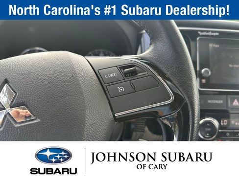 Used 2018 Mitsubishi Outlander SEL FWD image 17