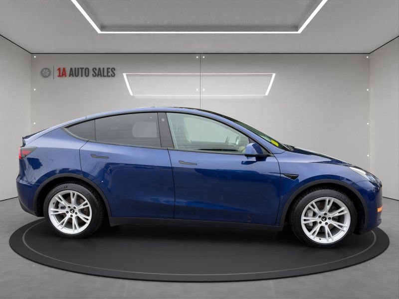 Used 2021 Tesla Model Y Long Range AWD/4WD image 6