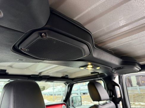 Used 2021 Jeep Wrangler Unlimited Rubicon w/ Uconnect 4C Nav & Sound Group image 34