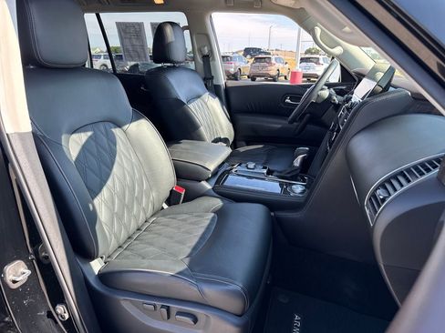 Used 2024 Nissan Armada Platinum w/ Captain's Chairs Package AWD/4WD image 12