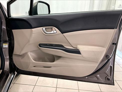 Used 2012 Honda Civic LX image 12