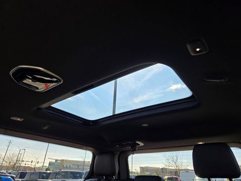 New 2026 Jeep Grand Wagoneer Limited AWD/4WD image 31