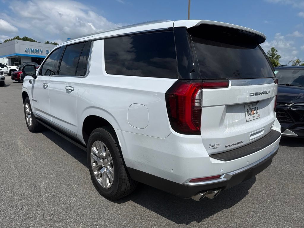 Used 2026 GMC Yukon XL Denali w/ Sun & Power Step Package RWD image 5