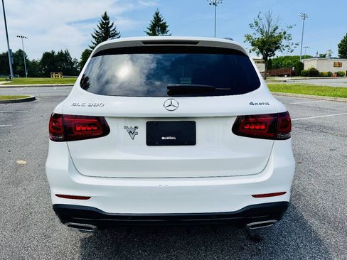 Used 2022 Mercedes-Benz GLC 300 4MATIC w/ AMG Line image 6