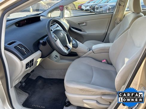 Used 2010 Toyota Prius Two image 10