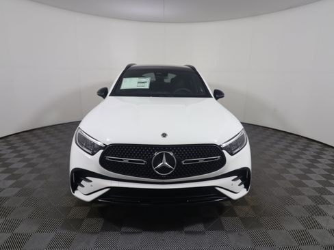 New 2026 Mercedes-Benz GLC 300 image 8