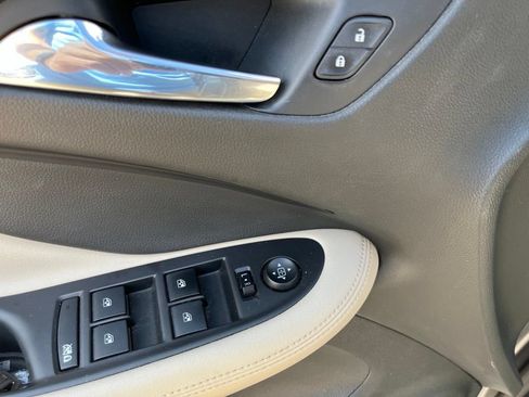 Used 2019 Buick Envision Preferred FWD image 9