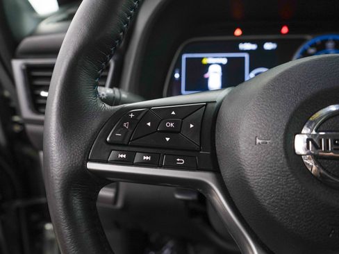 Used 2019 Nissan Leaf SV Plus w/ SV Plus Technology Package FWD image 26