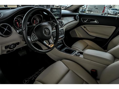 Used 2018 Mercedes-Benz GLA 250 4MATIC image 10