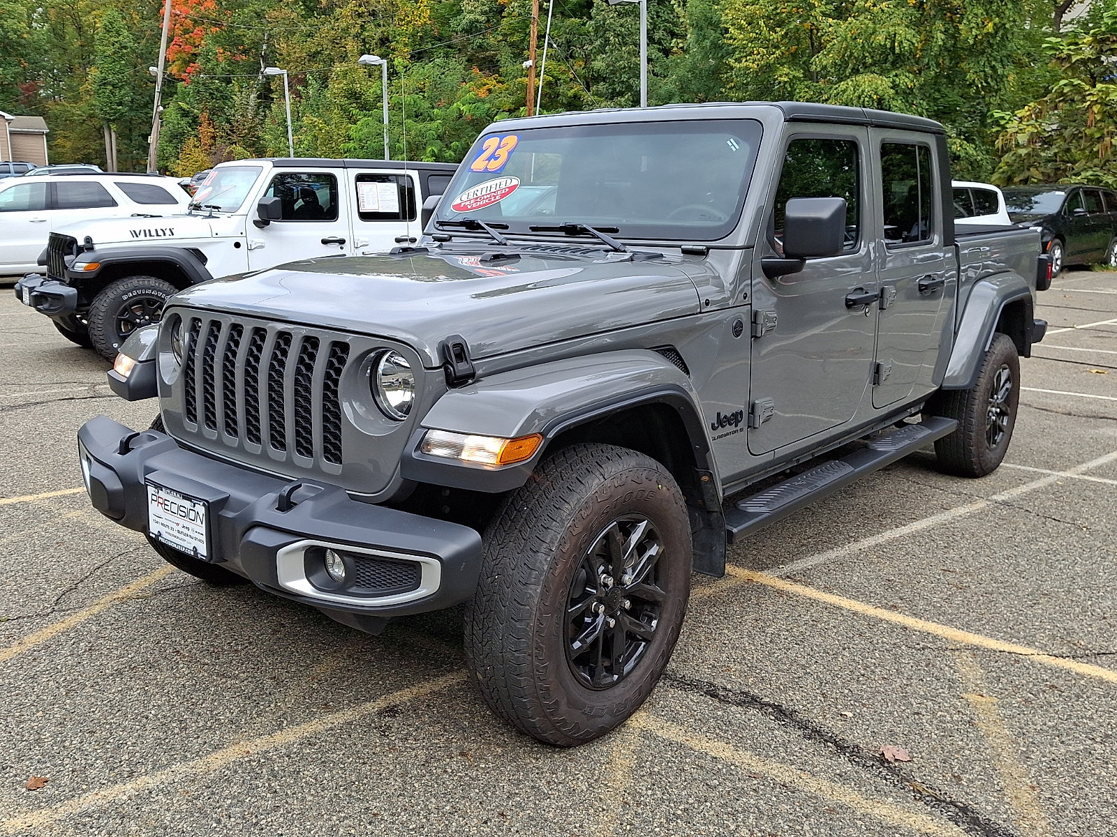Certified 2023 Jeep Gladiator Sport AWD/4WD image 3