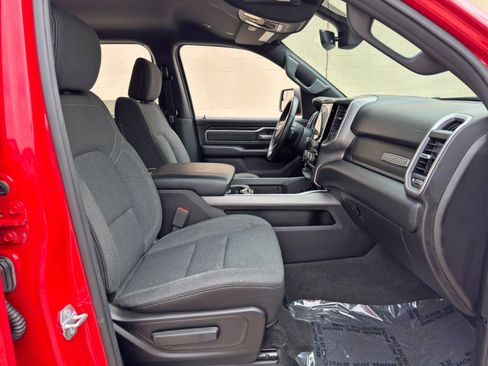 Used 2020 RAM 1500 Big Horn AWD/4WD image 14