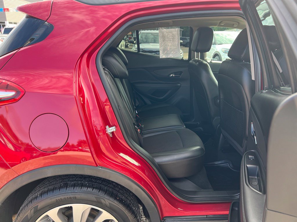 Used 2020 Buick Encore Preferred FWD image 19