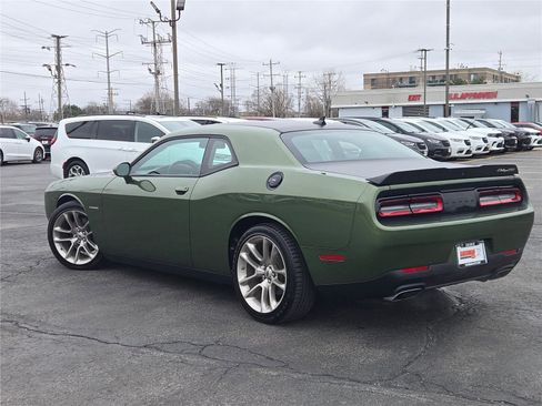 Certified 2020 Dodge Challenger R/T RWD image 16