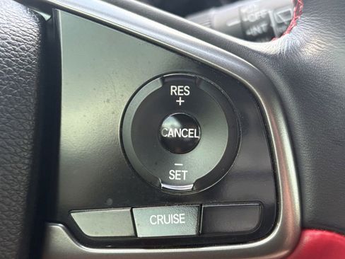 Used 2017 Honda Civic Type R image 9