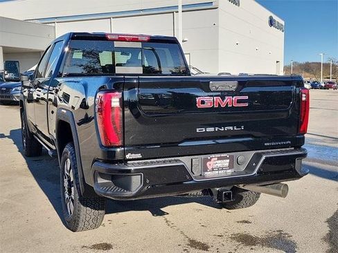 New 2026 GMC Sierra 2500 Denali w/ Denali Reserve Package image 4