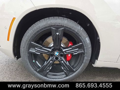 Used 2025 BMW X3 xDrive30i w/ Premium Package image 11