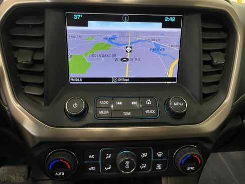 Used 2017 GMC Acadia Denali w/ Technology Package image 15