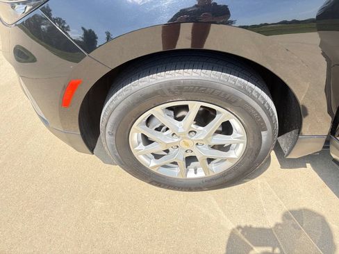 Used 2022 Chevrolet Equinox LT FWD image 26