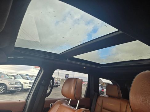 Used 2018 Jeep Grand Cherokee Summit AWD/4WD image 25