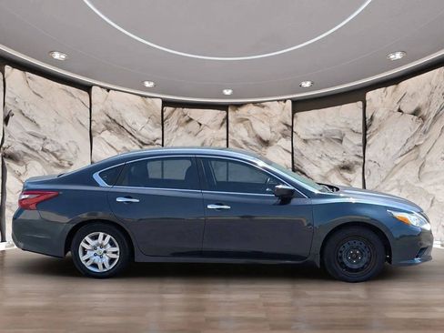 Used 2018 Nissan Altima 2.5 S w/ S Convenience Package FWD image 14