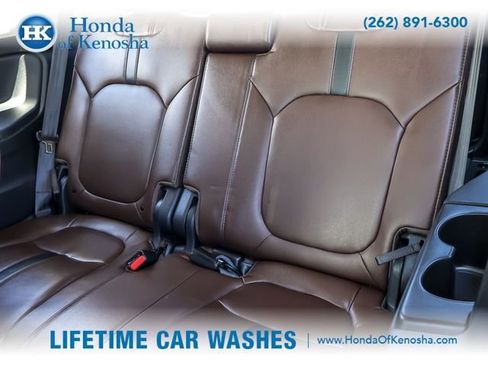Certified 2025 Honda Pilot Elite image 13