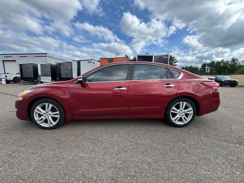 Used 2014 Nissan Altima 3.5 SL w/ Technology Package FWD image 4
