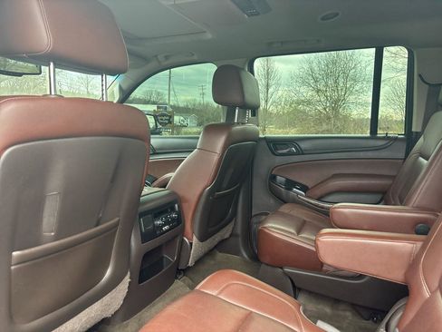 Used 2015 Chevrolet Suburban LTZ AWD/4WD image 15