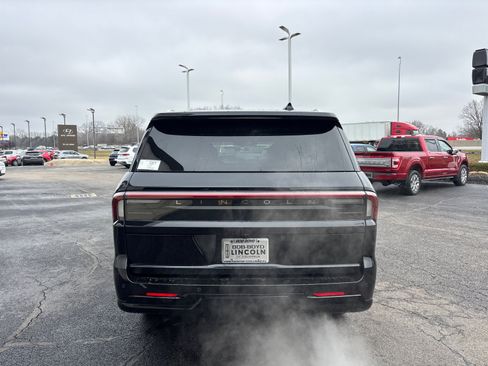 New 2026 Lincoln Navigator L Black Label AWD/4WD image 6