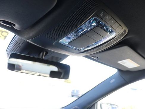 Used 2025 Mercedes-Benz GLA 250 image 28