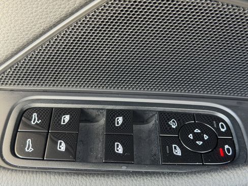 Certified 2020 Porsche Panamera 4 image 25