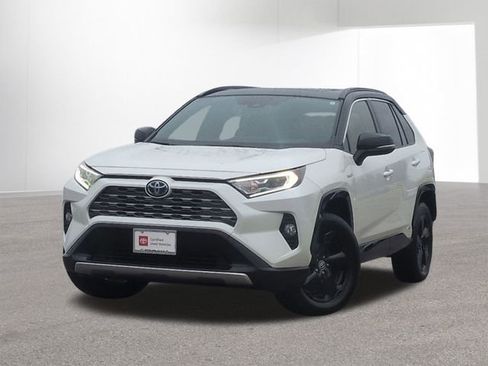 Certified 2020 Toyota RAV4 XSE image 1