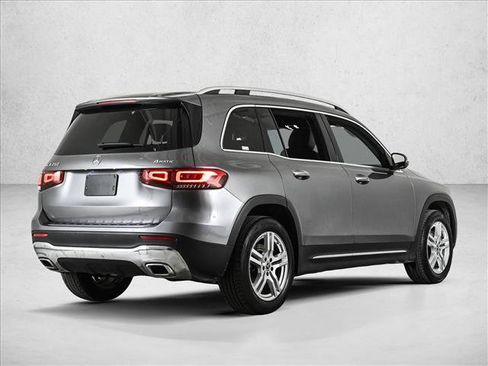 Used 2020 Mercedes-Benz GLB 250 4MATIC image 5