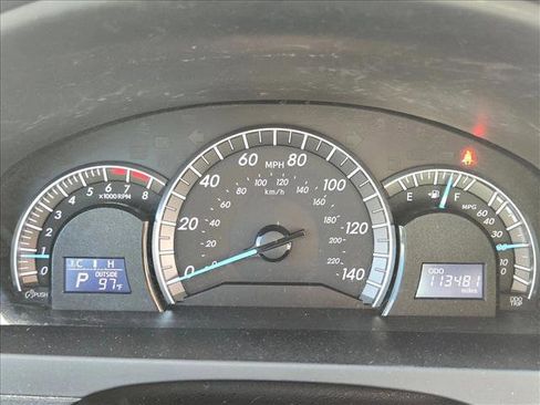 Used 2013 Toyota Camry SE image 10