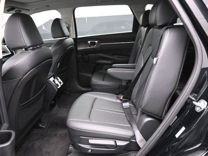 Used 2025 Kia Sorento SX