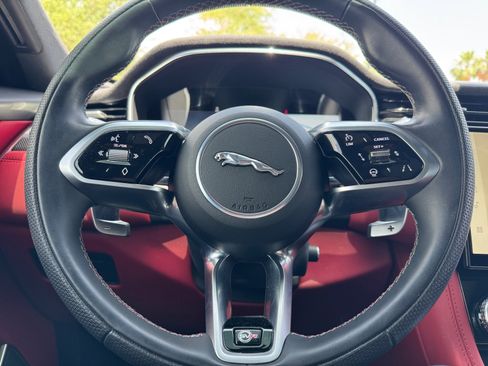 Used 2021 Jaguar F-PACE SVR AWD/4WD image 9