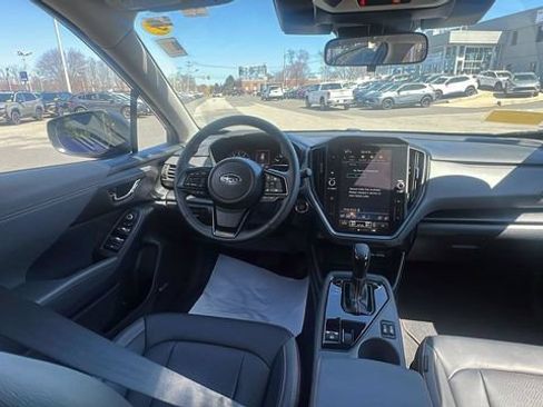 Used 2025 Subaru Crosstrek 2.5i Limited AWD/4WD image 25