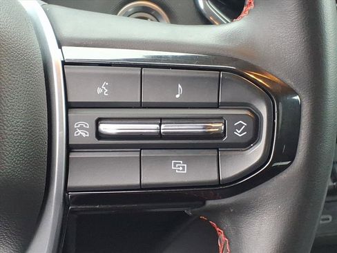 Certified 2023 Chevrolet Colorado Z71 w/ Z71 Convenience Package 2 image 16