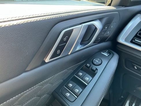 Used 2025 BMW X5 M Competition w/ Executive Package AWD/4WD image 27