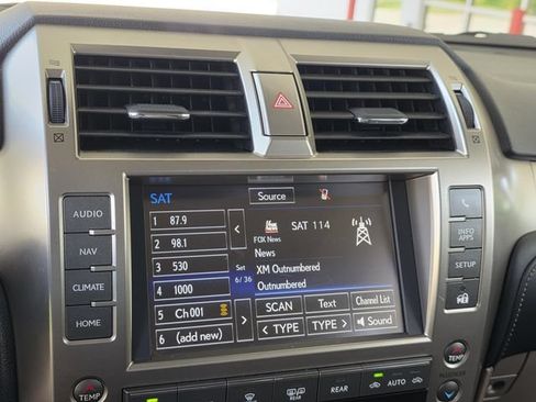 Used 2021 Lexus GX 460 Premium w/ Premium Package AWD/4WD image 19