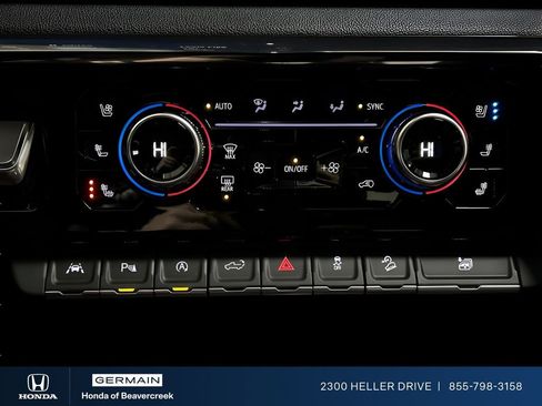 Used 2023 GMC Sierra 1500 AT4 w/ AT4 Premium Package image 9